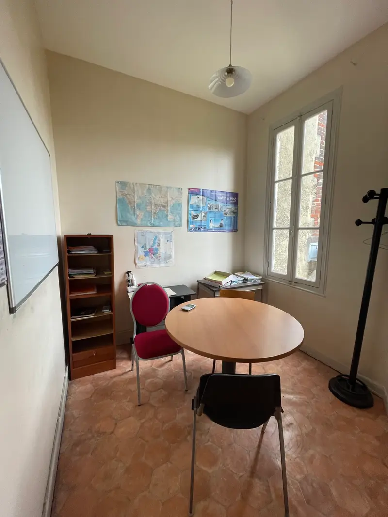 Salle de douche avant travaux – projet Accueillir, Reims